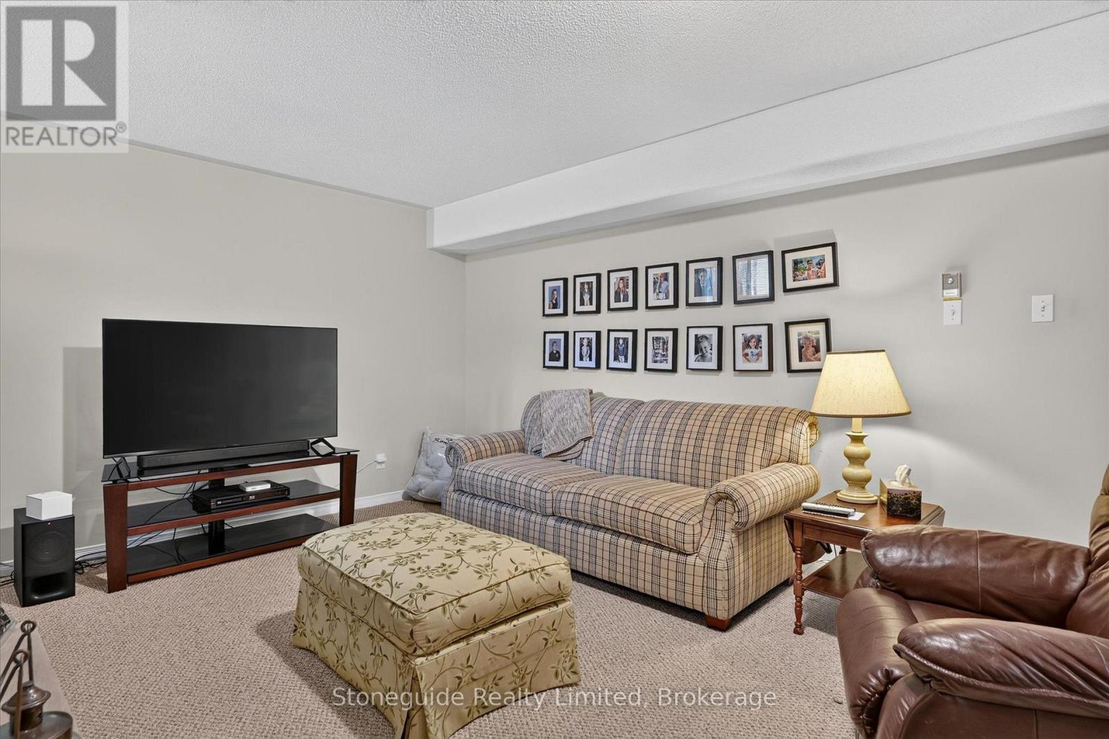 2 - 909 Wentworth Street, Peterborough (Otonabee Ward 1), Ontario  K9J 8R7 - Photo 38 - X13709196