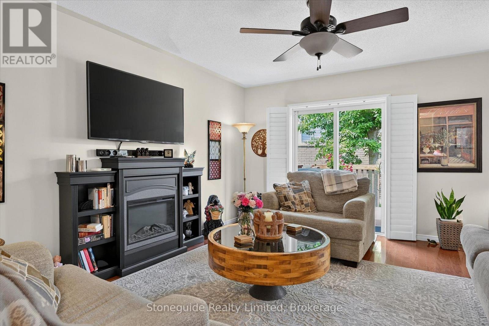 2 - 909 Wentworth Street, Peterborough (Otonabee Ward 1), Ontario  K9J 8R7 - Photo 5 - X13709196