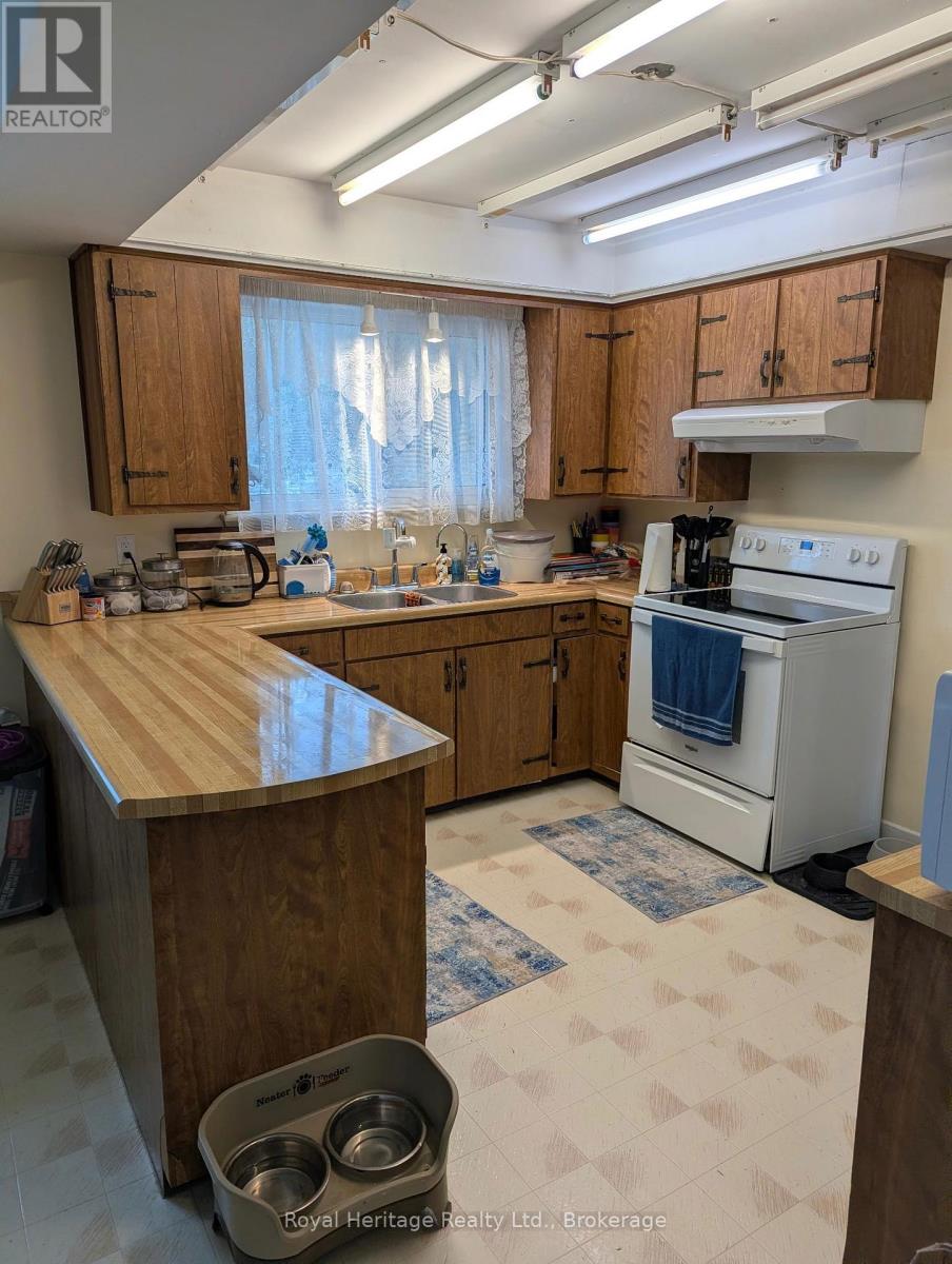 36 Riverview Road, Kawartha Lakes (Lindsay), Ontario  K9V 1B3 - Photo 7 - X13709288