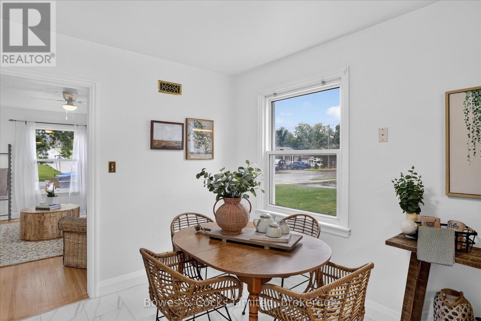 1193 Clonsilla Avenue, Peterborough (Town Ward 3), Ontario  K9J 5Y6 - Photo 12 - X13709460