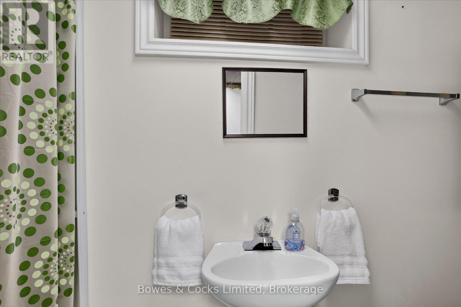 1193 Clonsilla Avenue, Peterborough (Town Ward 3), Ontario  K9J 5Y6 - Photo 38 - X13709460