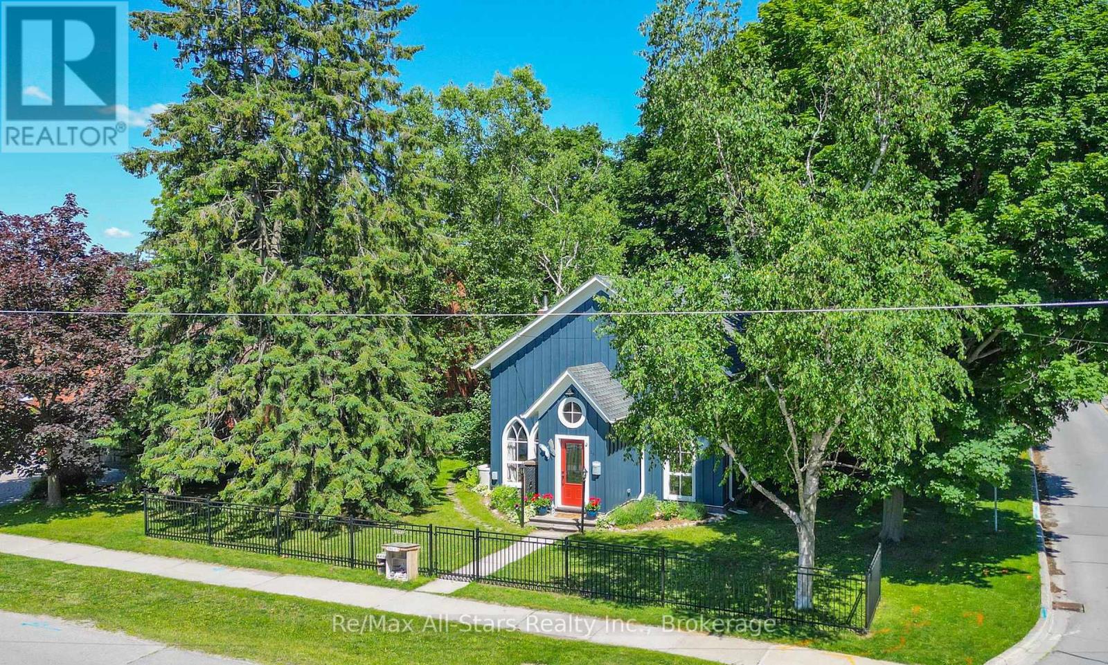 36 Emily Street E, Clarington (Newcastle), Ontario  L1B 1H3 - Photo 3 - E13709800