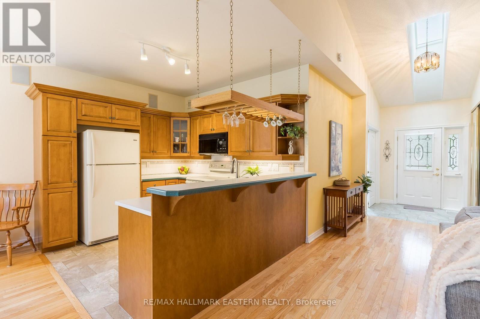 2 - 300 Franmor Drive, Peterborough (Ashburnham Ward 4), Ontario  K9H 7R1 - Photo 10 - X13710066