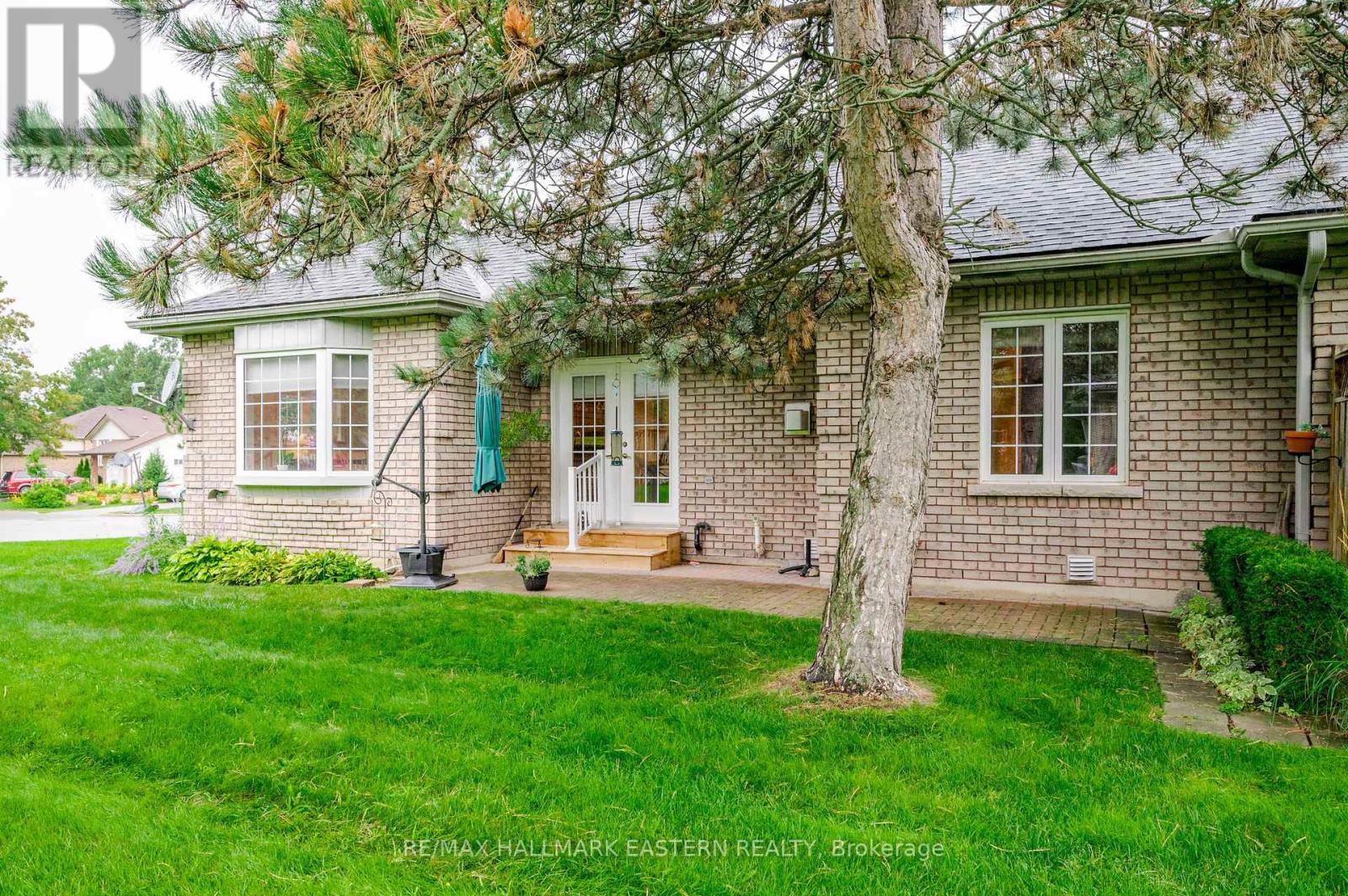2 - 300 Franmor Drive, Peterborough (Ashburnham Ward 4), Ontario  K9H 7R1 - Photo 34 - X13710066