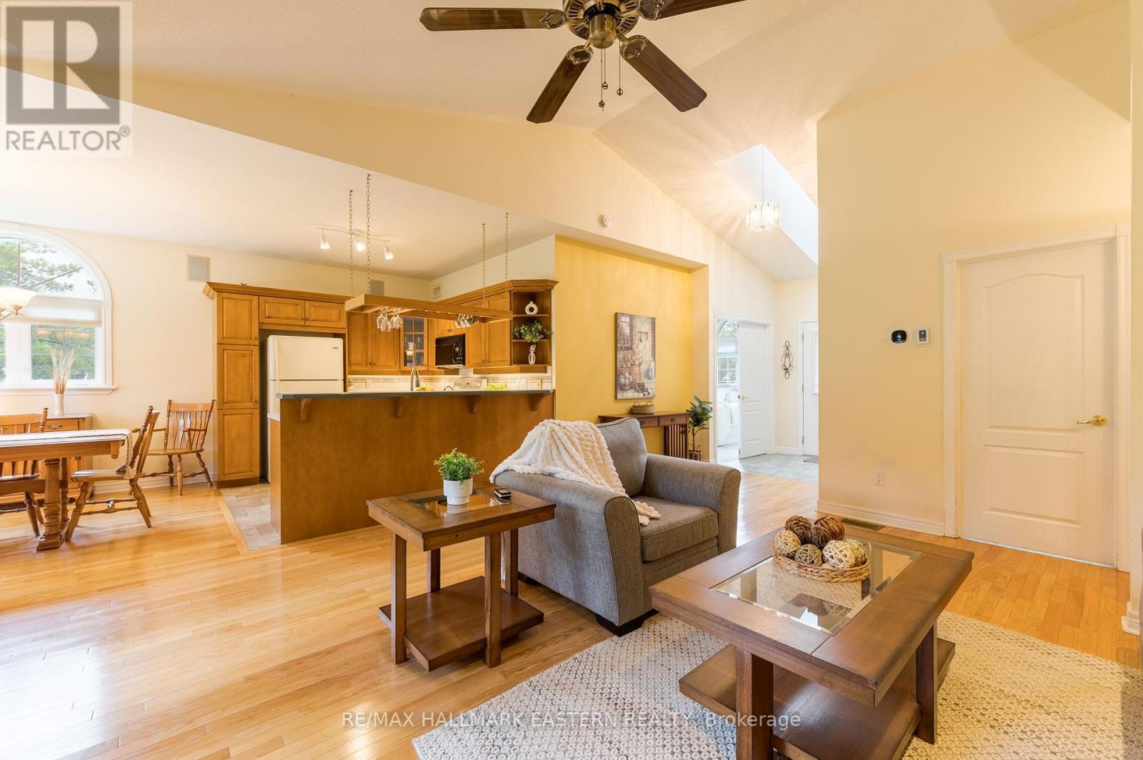 2 - 300 Franmor Drive, Peterborough (Ashburnham Ward 4), Ontario  K9H 7R1 - Photo 9 - X13710066