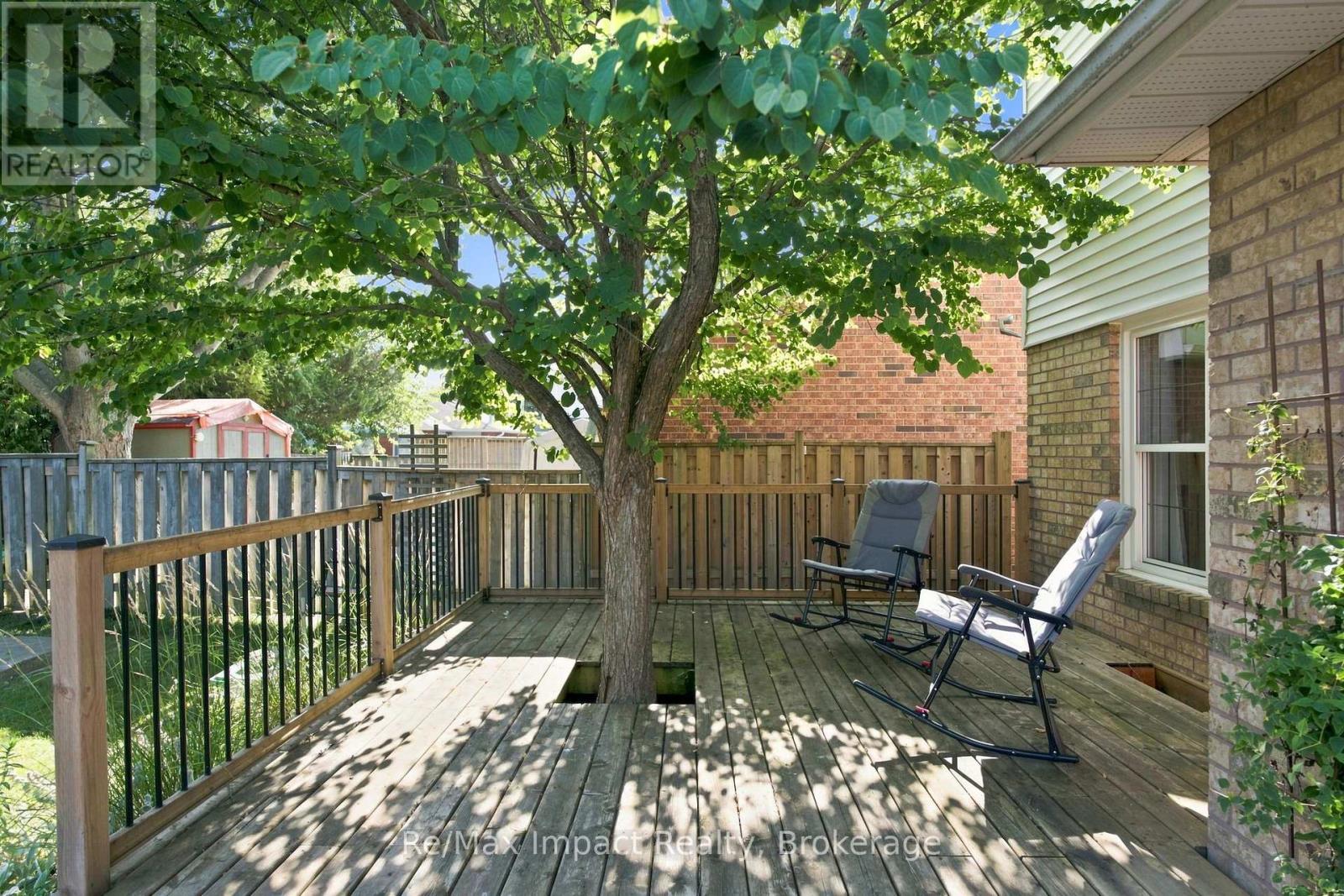 76 Foster Creek Drive, Clarington (Newcastle), Ontario  L1B 1G5 - Photo 44 - E13710256