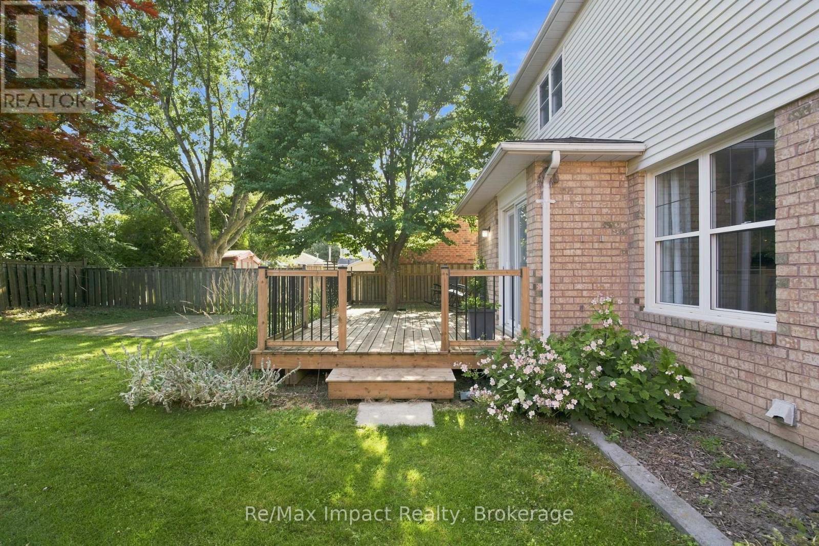 76 Foster Creek Drive, Clarington (Newcastle), Ontario  L1B 1G5 - Photo 46 - E13710256