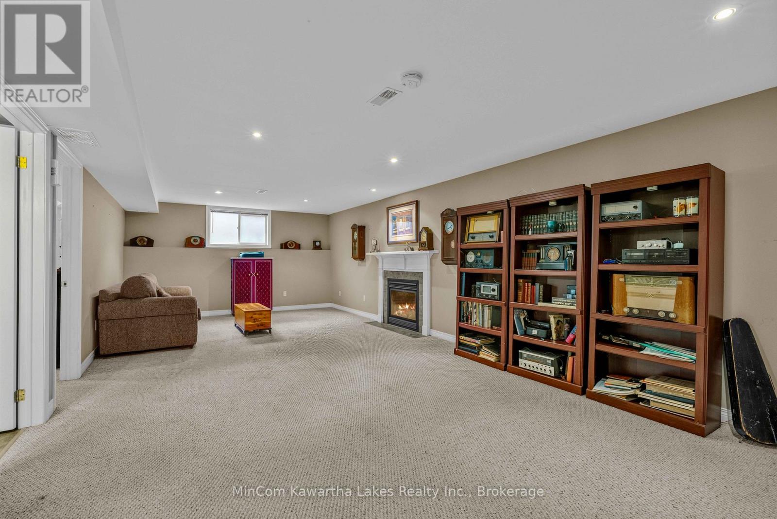 1069 Silverdale Road, Peterborough (Otonabee Ward 1), Ontario  K9J 7W5 - Photo 28 - X13710886