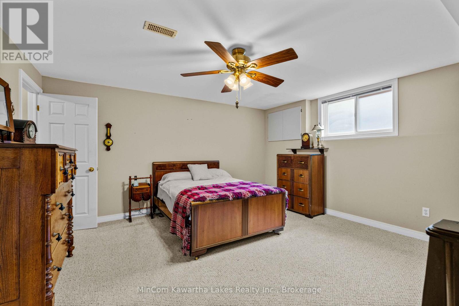 1069 Silverdale Road, Peterborough (Otonabee Ward 1), Ontario  K9J 7W5 - Photo 37 - X13710886