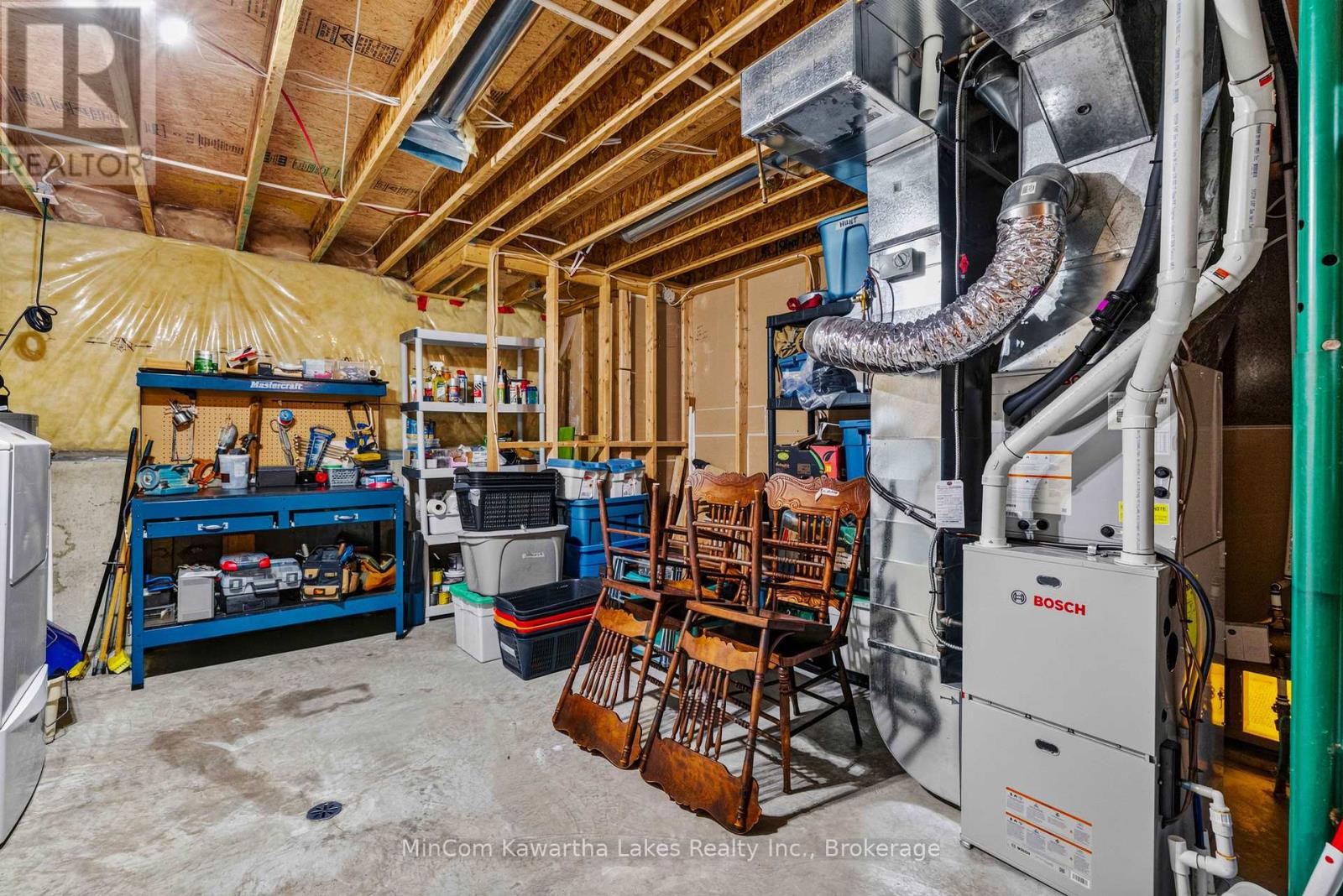 1069 Silverdale Road, Peterborough (Otonabee Ward 1), Ontario  K9J 7W5 - Photo 39 - X13710886