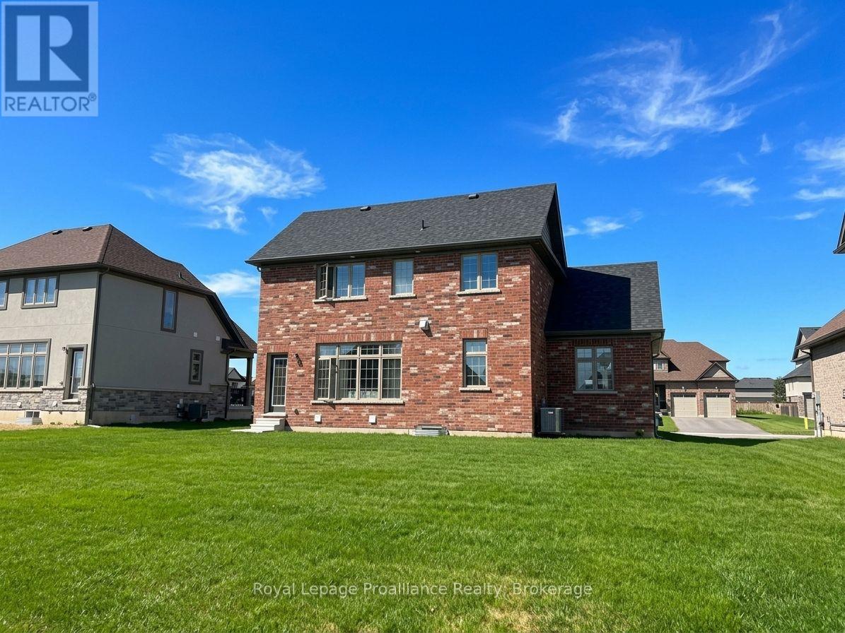 6 Larissa Park Drive, Quinte West (Murray Ward), Ontario  K0L 1L0 - Photo 15 - X13711830