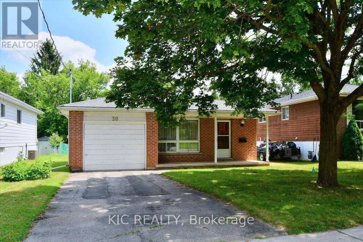 30 Kawartha Heights Boulevard, Peterborough (Monaghan Ward 2), Ontario  K9J 8B3 - Photo 3 - X13712342