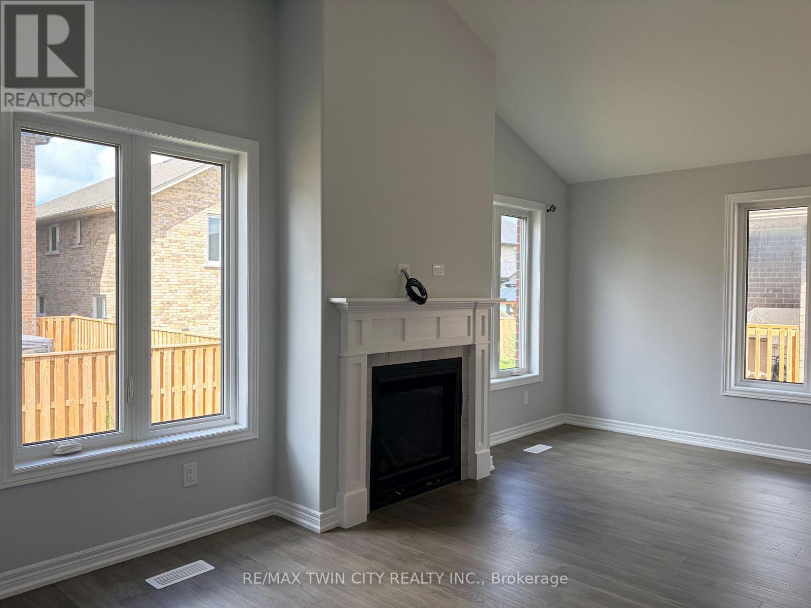 613 Lemay Grove, Peterborough (Monaghan Ward 2), Ontario  K9K 0G9 - Photo 12 - X13712886