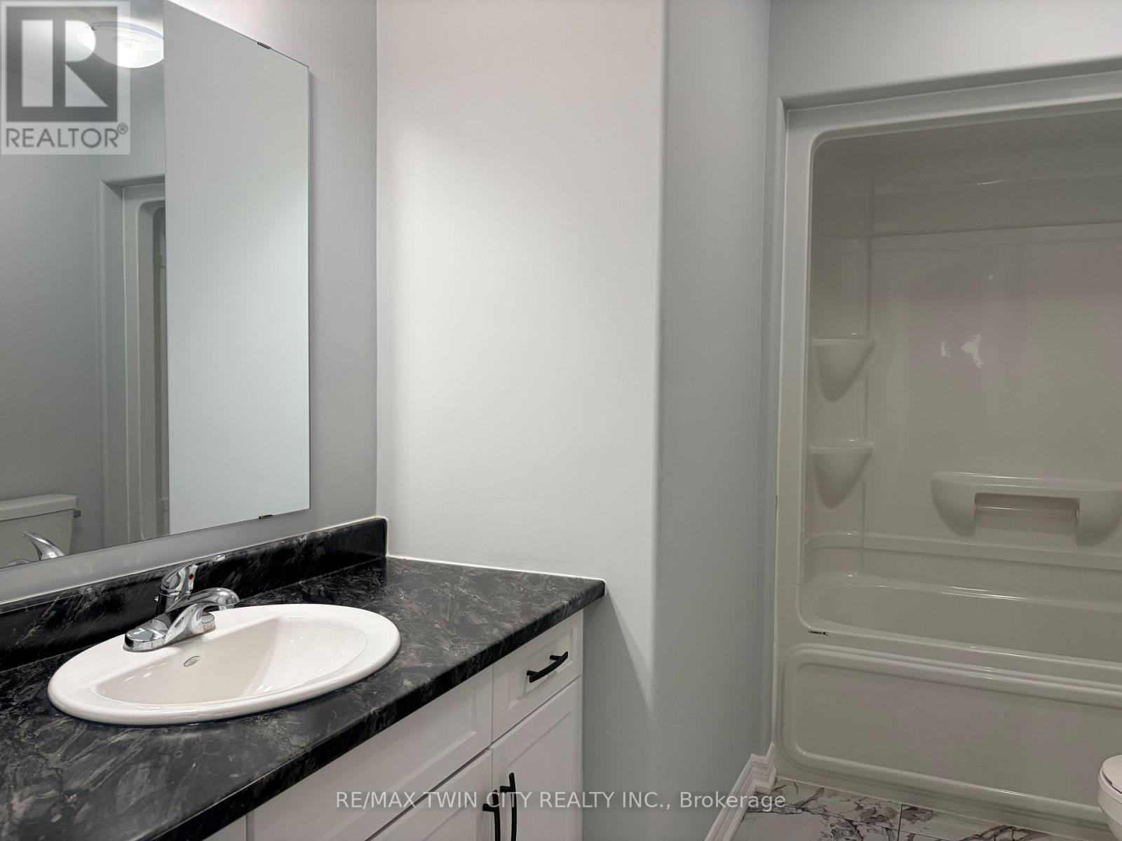 613 Lemay Grove, Peterborough (Monaghan Ward 2), Ontario  K9K 0G9 - Photo 9 - X13712886