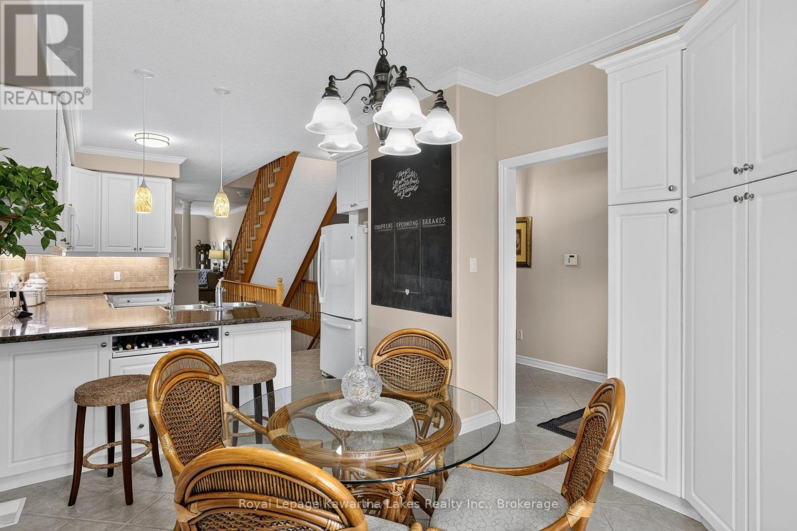 19 Rivermill Boulevard, Kawartha Lakes (Lindsay), Ontario  K9V 6K6 - Photo 6 - X13712904