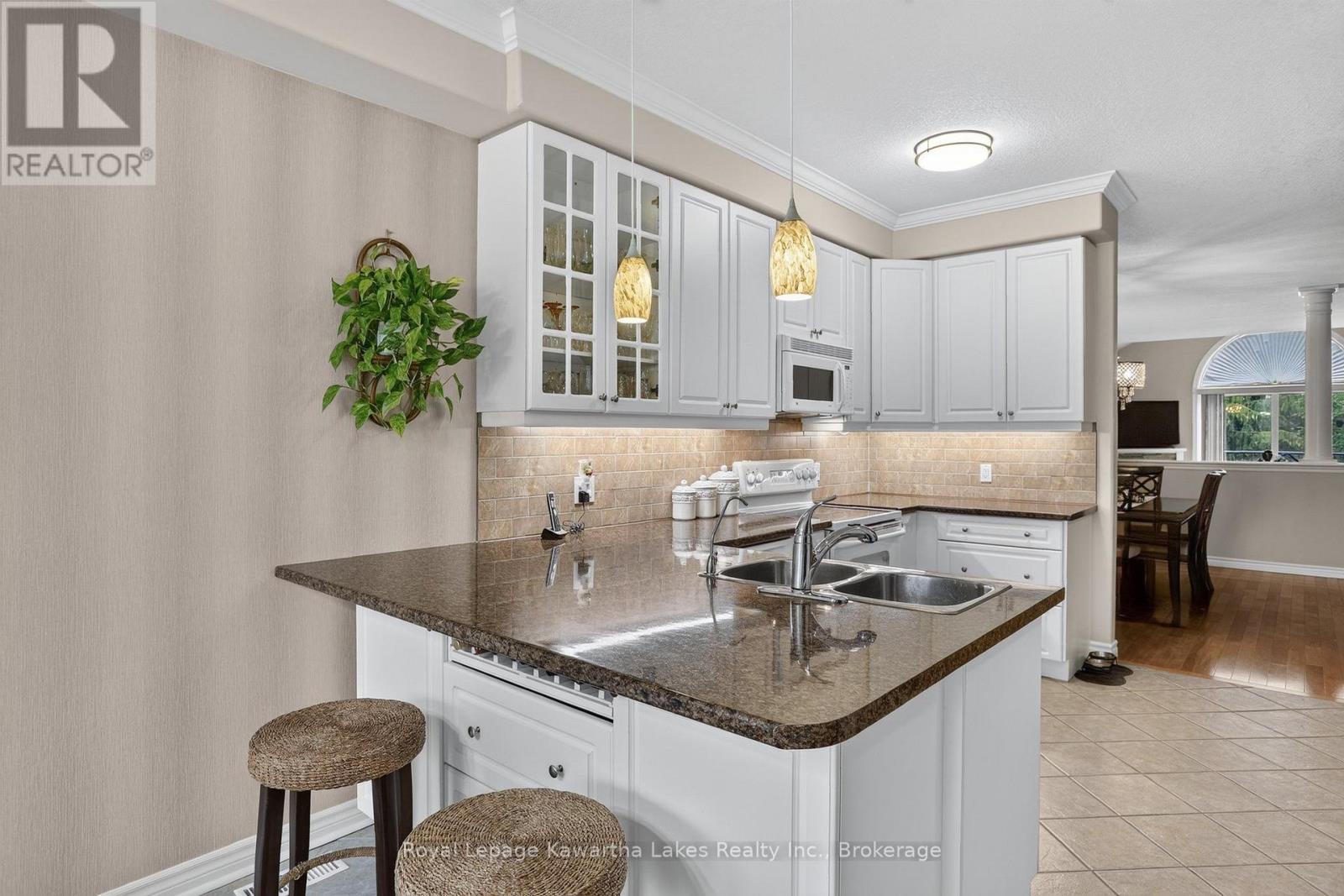19 Rivermill Boulevard, Kawartha Lakes (Lindsay), Ontario  K9V 6K6 - Photo 8 - X13712904