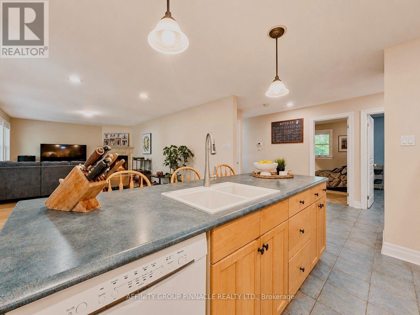 38 Westview Drive, Kawartha Lakes (Emily), Ontario  K0L 2W0 - Photo 14 - X13713040