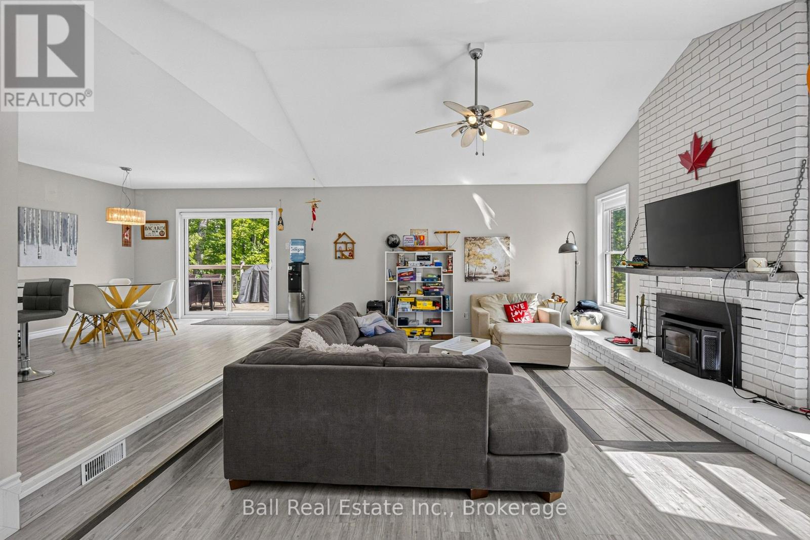 2331 Lakeside Drive, Douro-Dummer, Ontario  K0L 2H0 - Photo 5 - X13713628