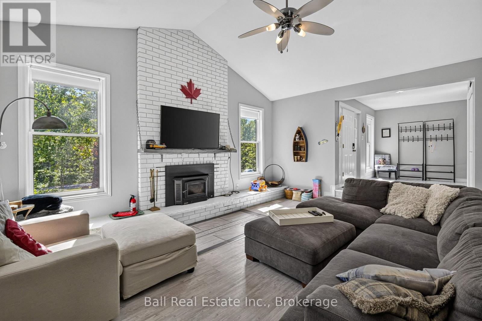 2331 Lakeside Drive, Douro-Dummer, Ontario  K0L 2H0 - Photo 6 - X13713628