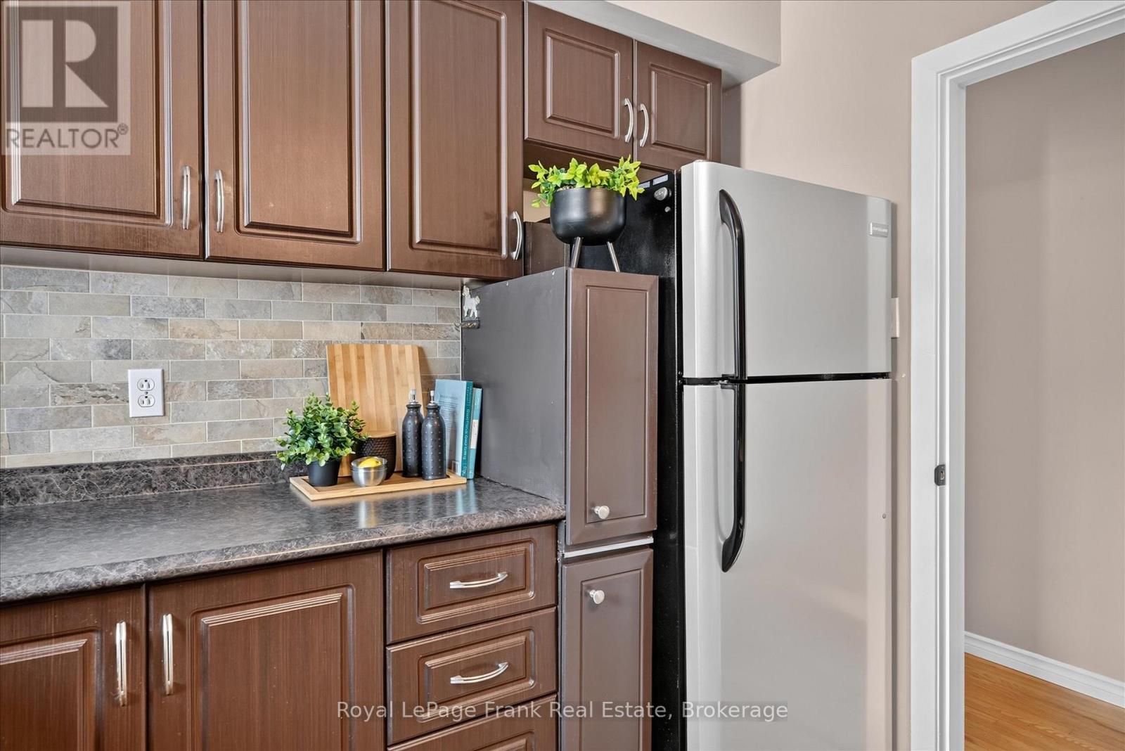 870 Hemlock Street, Peterborough (Northcrest Ward 5), Ontario  K9H 6C9 - Photo 14 - X13713756