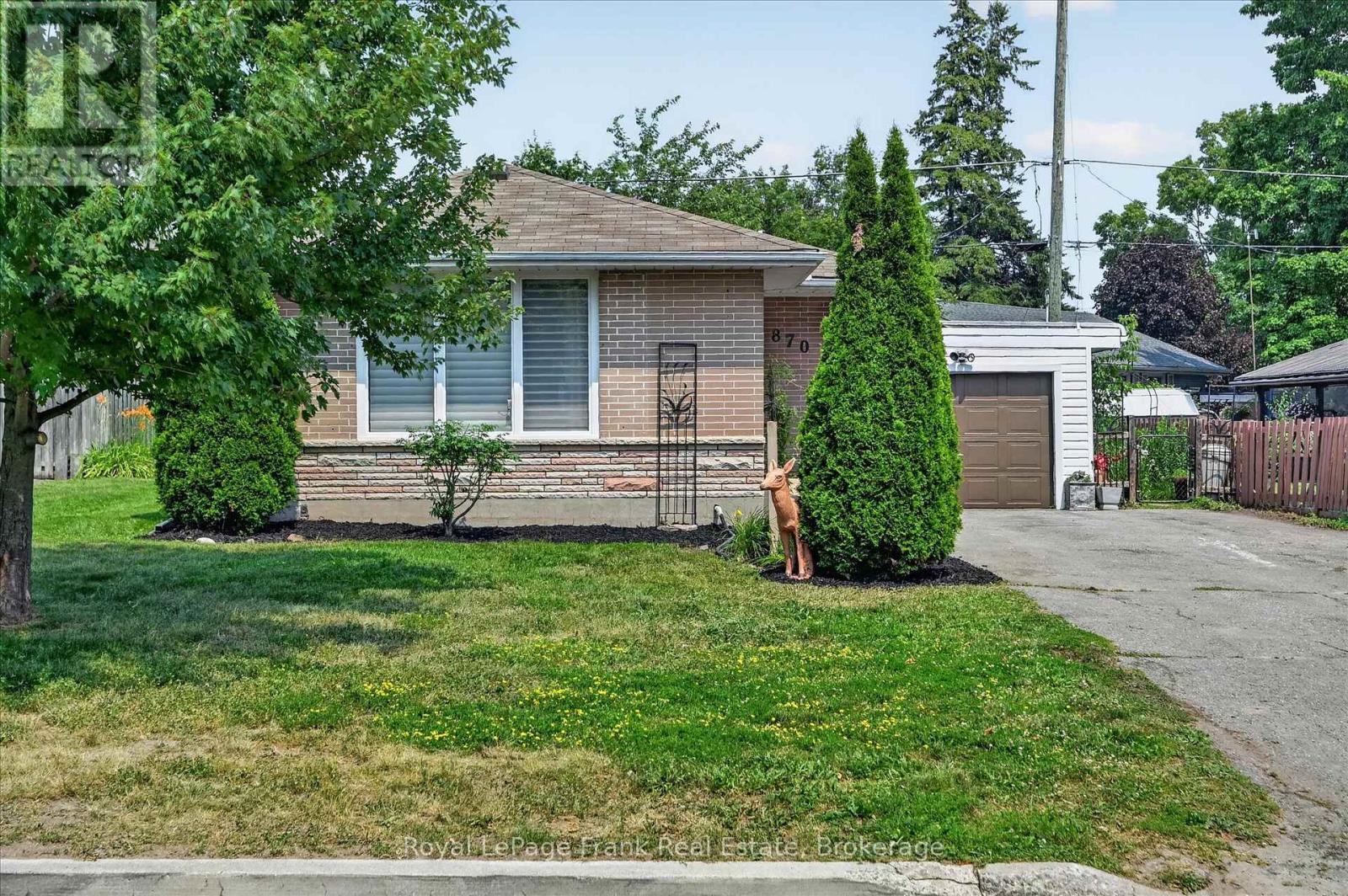 870 Hemlock Street, Peterborough (Northcrest Ward 5), Ontario  K9H 6C9 - Photo 2 - X13713756