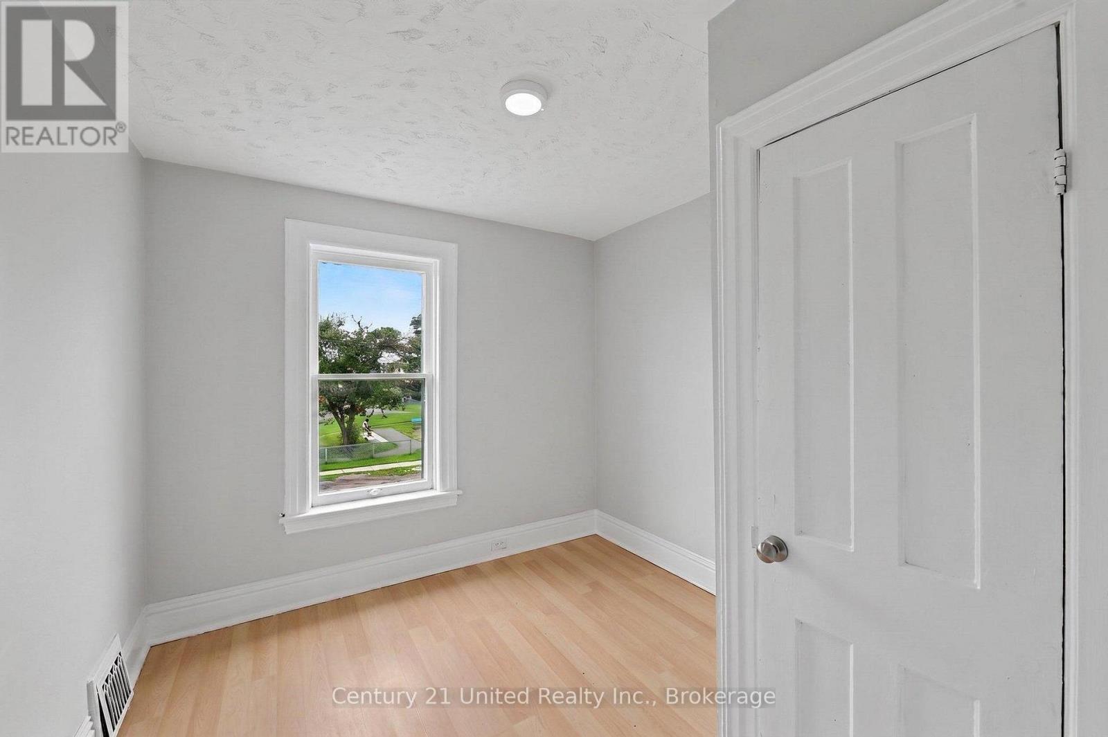 554 Sherbrooke Street, Peterborough (Town Ward 3), Ontario  K9J 2P5 - Photo 14 - X13714828
