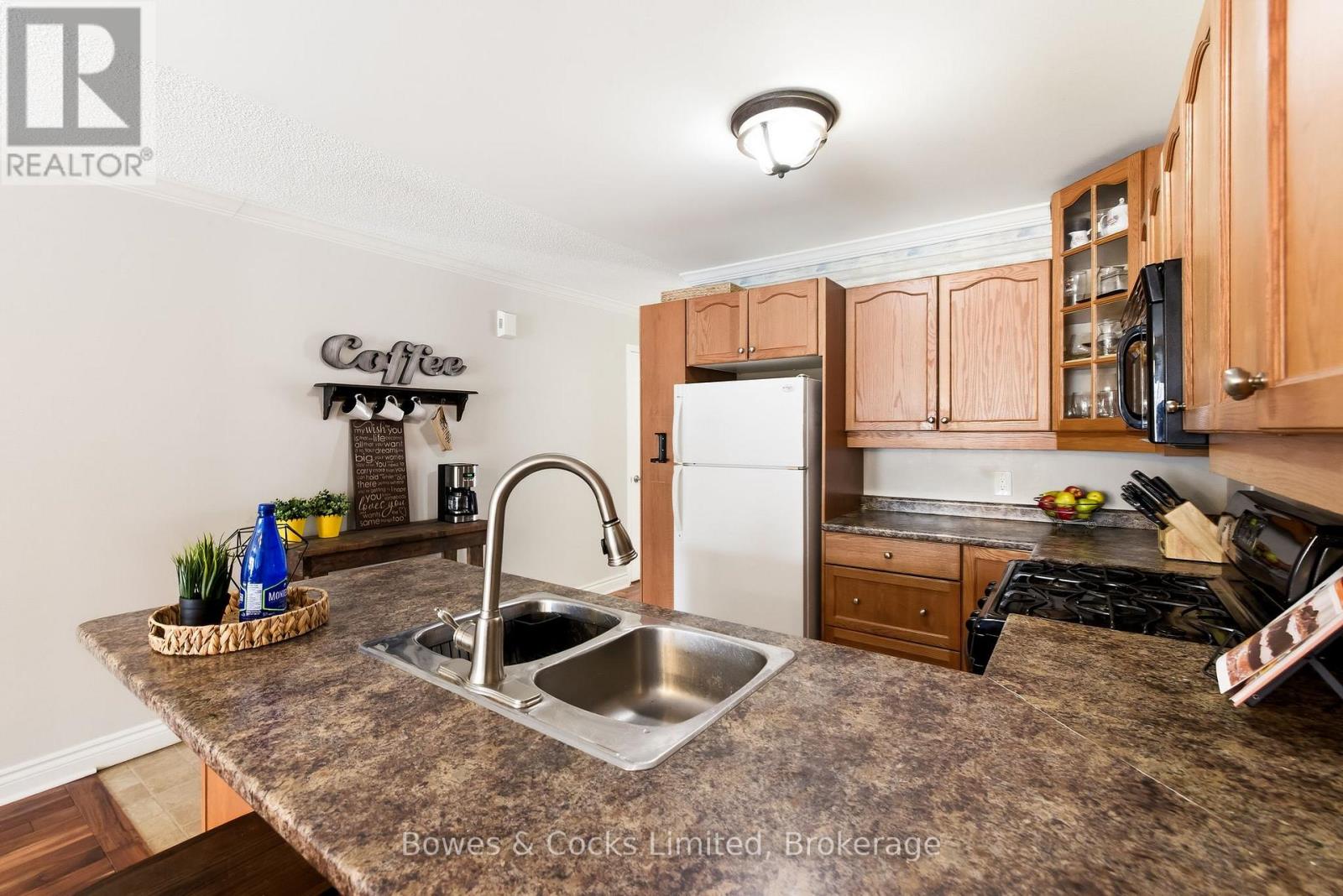 347 Middlefield Road, Peterborough (Ashburnham Ward 4), Ontario  K9J 8S4 - Photo 14 - X13715758