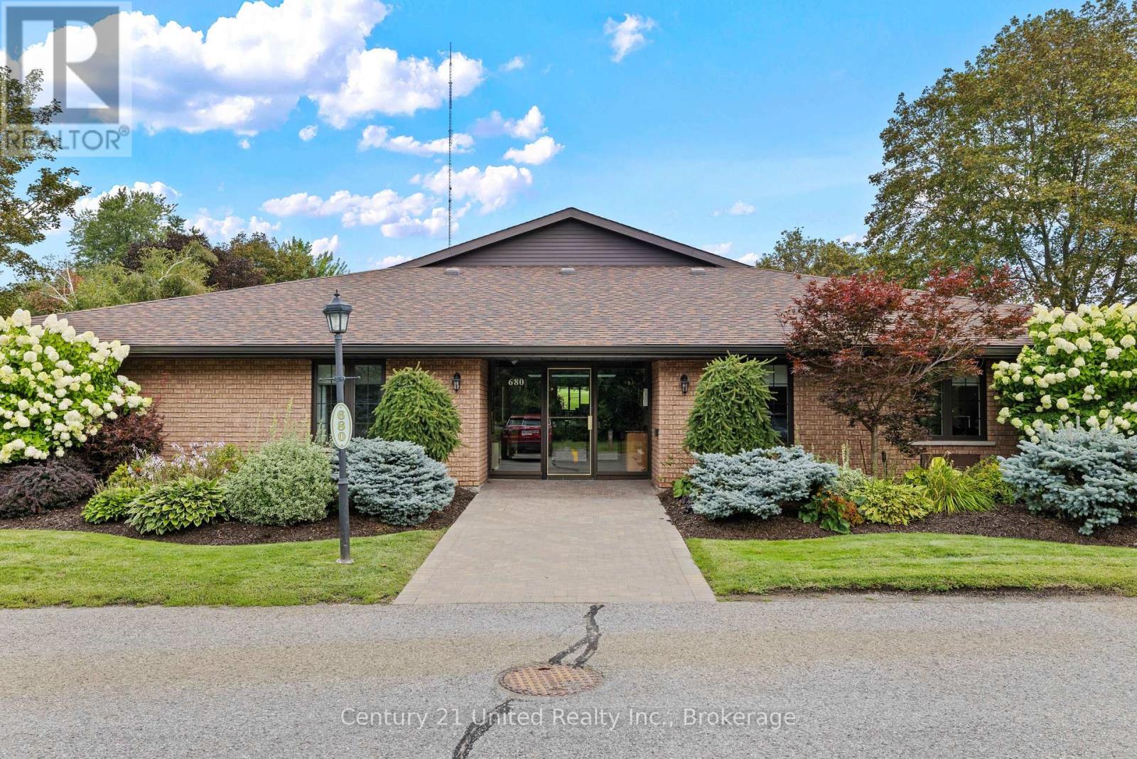 7 - 680 WHITAKER STREET, peterborough (ashburnham ward 4), Ontario