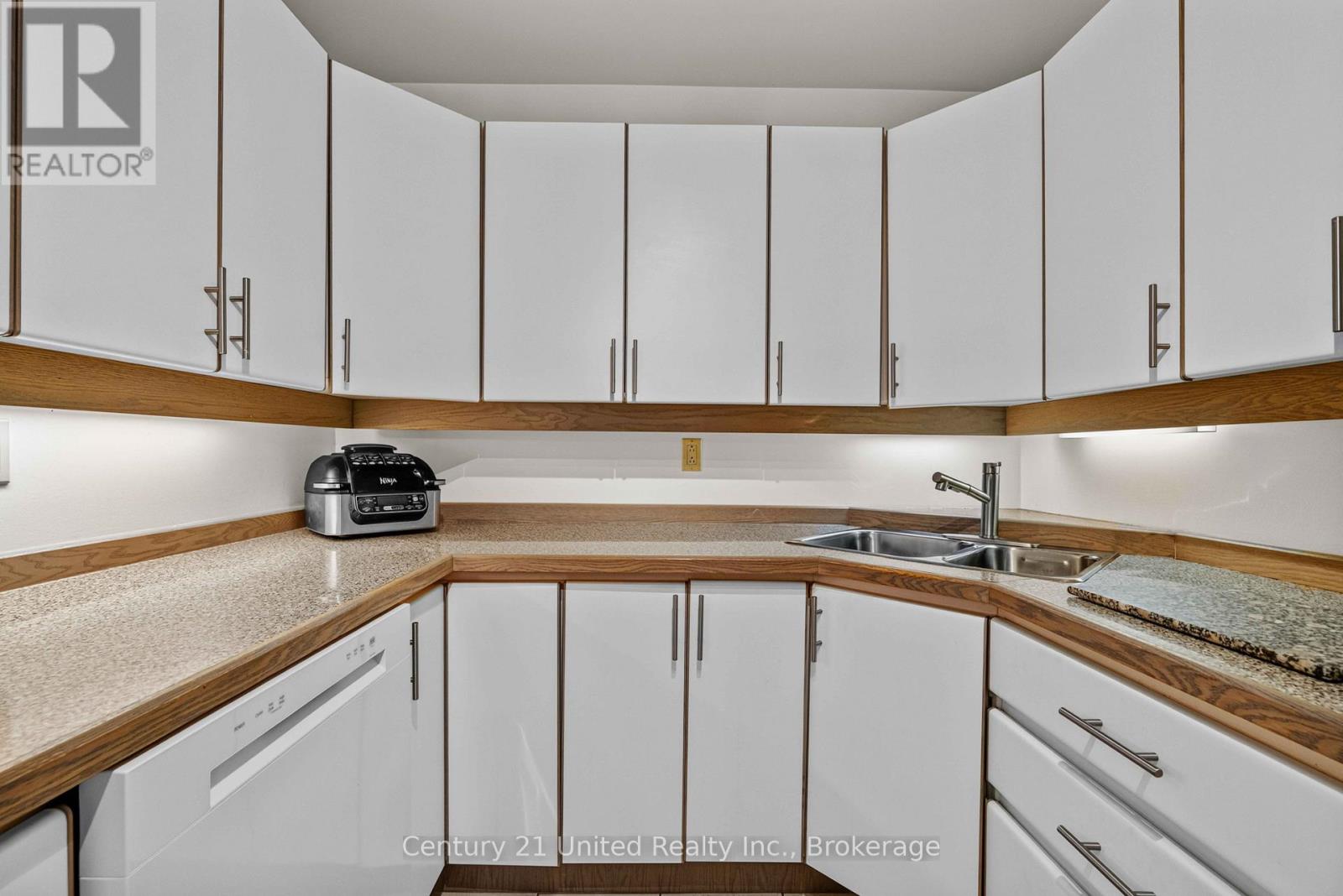 7 - 680 Whitaker Street, Peterborough (Ashburnham Ward 4), Ontario  K9H 7J9 - Photo 21 - X13715968