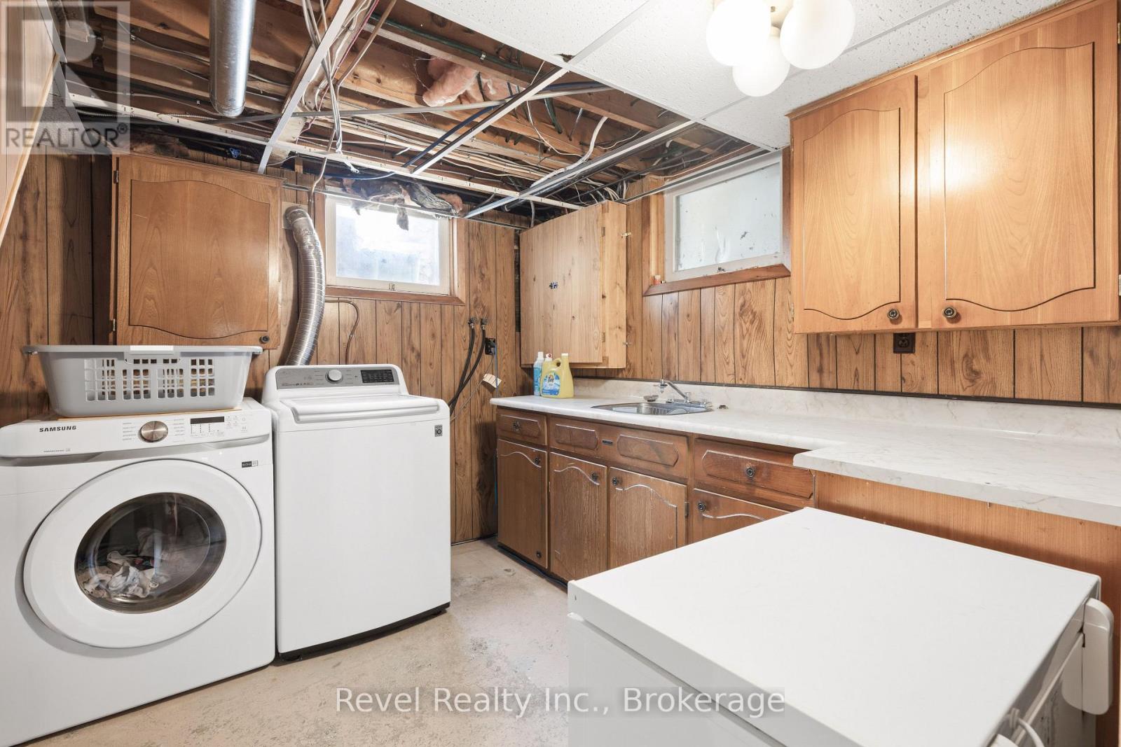 42 Kawartha Drive, Kawartha Lakes (Lindsay), Ontario  K9V 1A5 - Photo 34 - X13717254