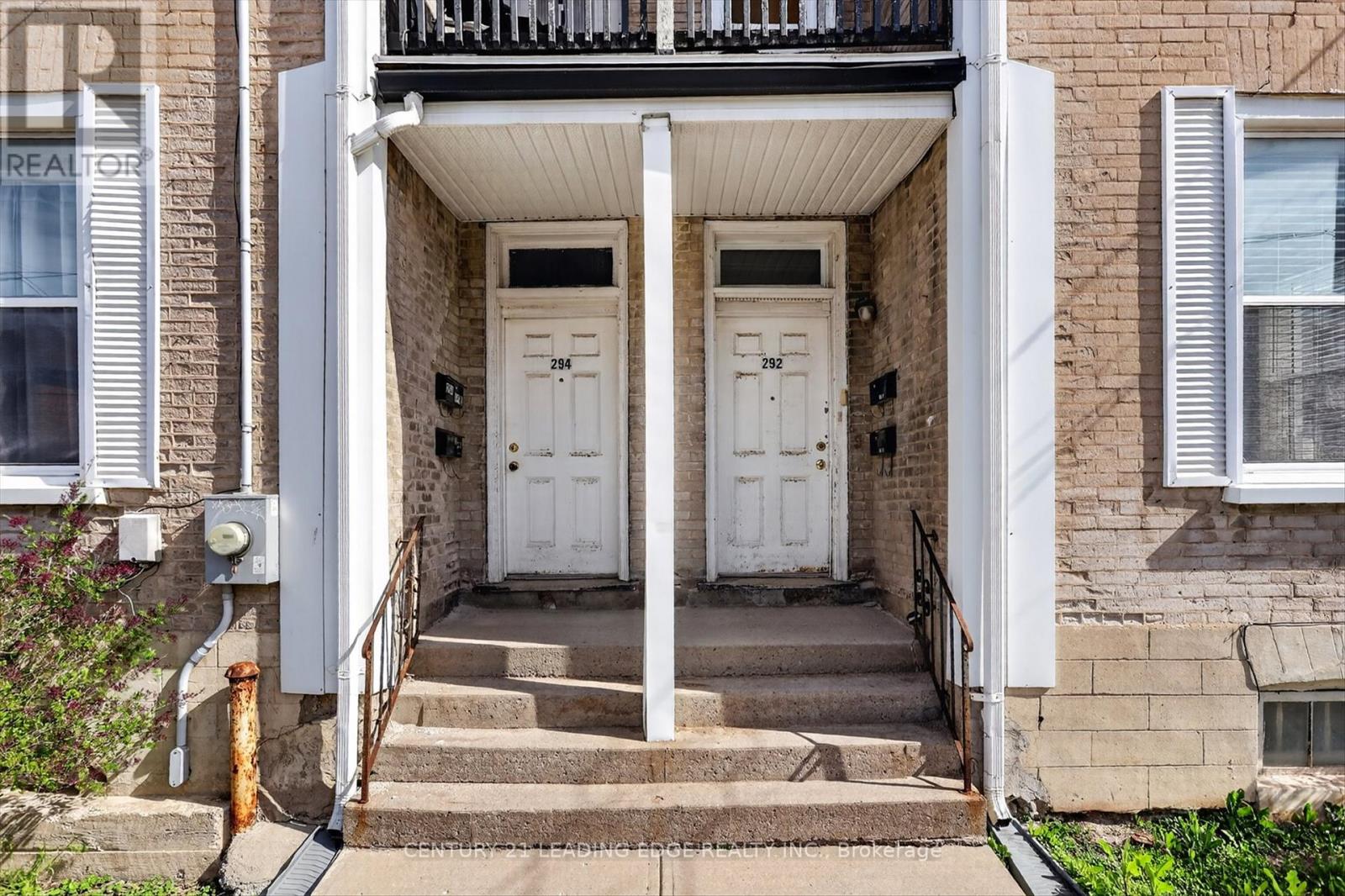 292-294 Townsend Street, Peterborough (Town Ward 3), Ontario  K9J 2K7 - Photo 5 - X13717138