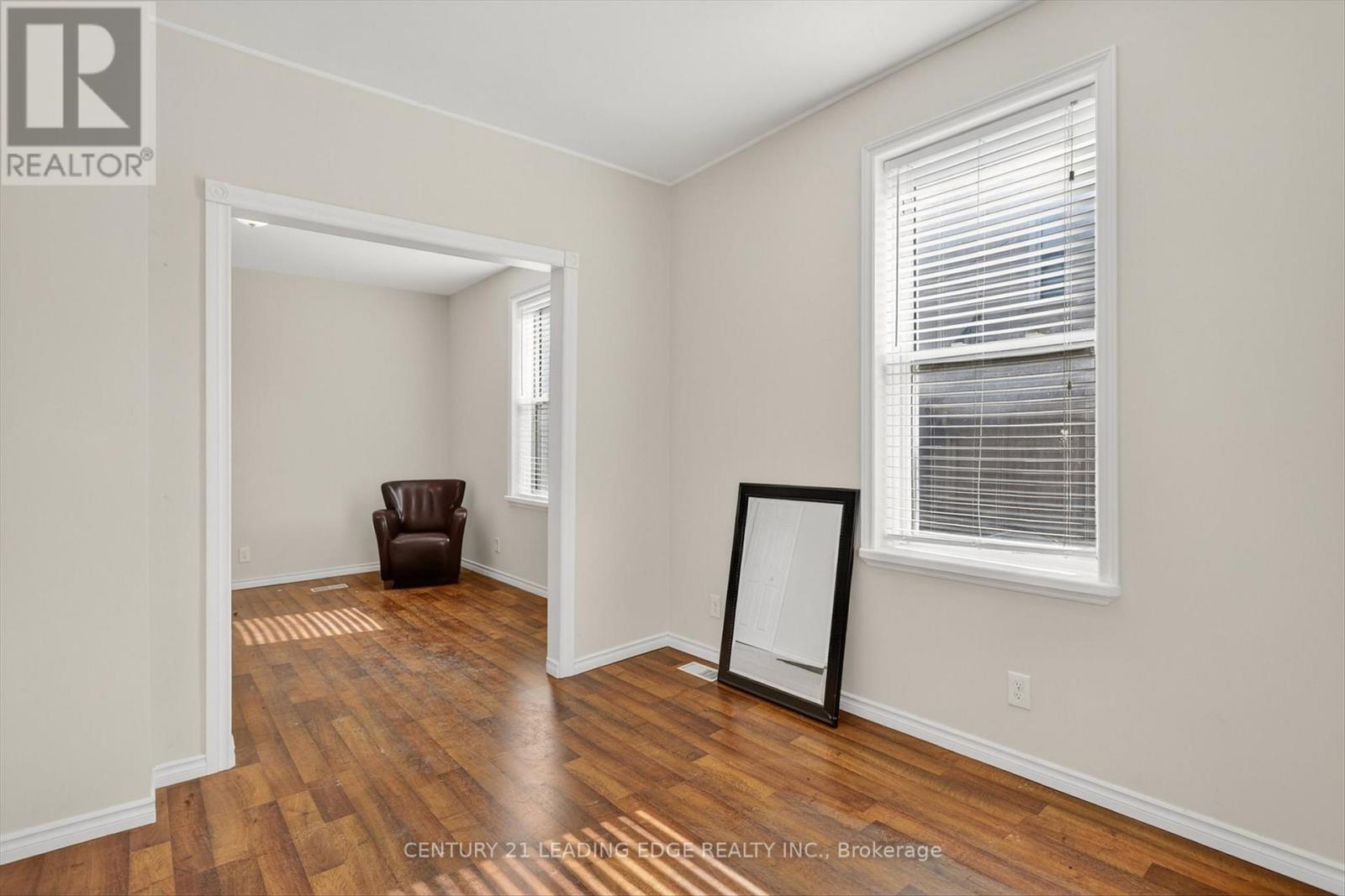 292-294 Townsend Street, Peterborough (Town Ward 3), Ontario  K9J 2K7 - Photo 8 - X13717138