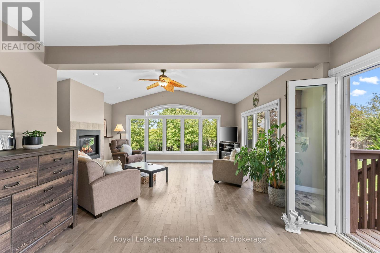 18 Matthews Court, Peterborough (Monaghan Ward 2), Ontario  K9K 2S8 - Photo 16 - X13717782