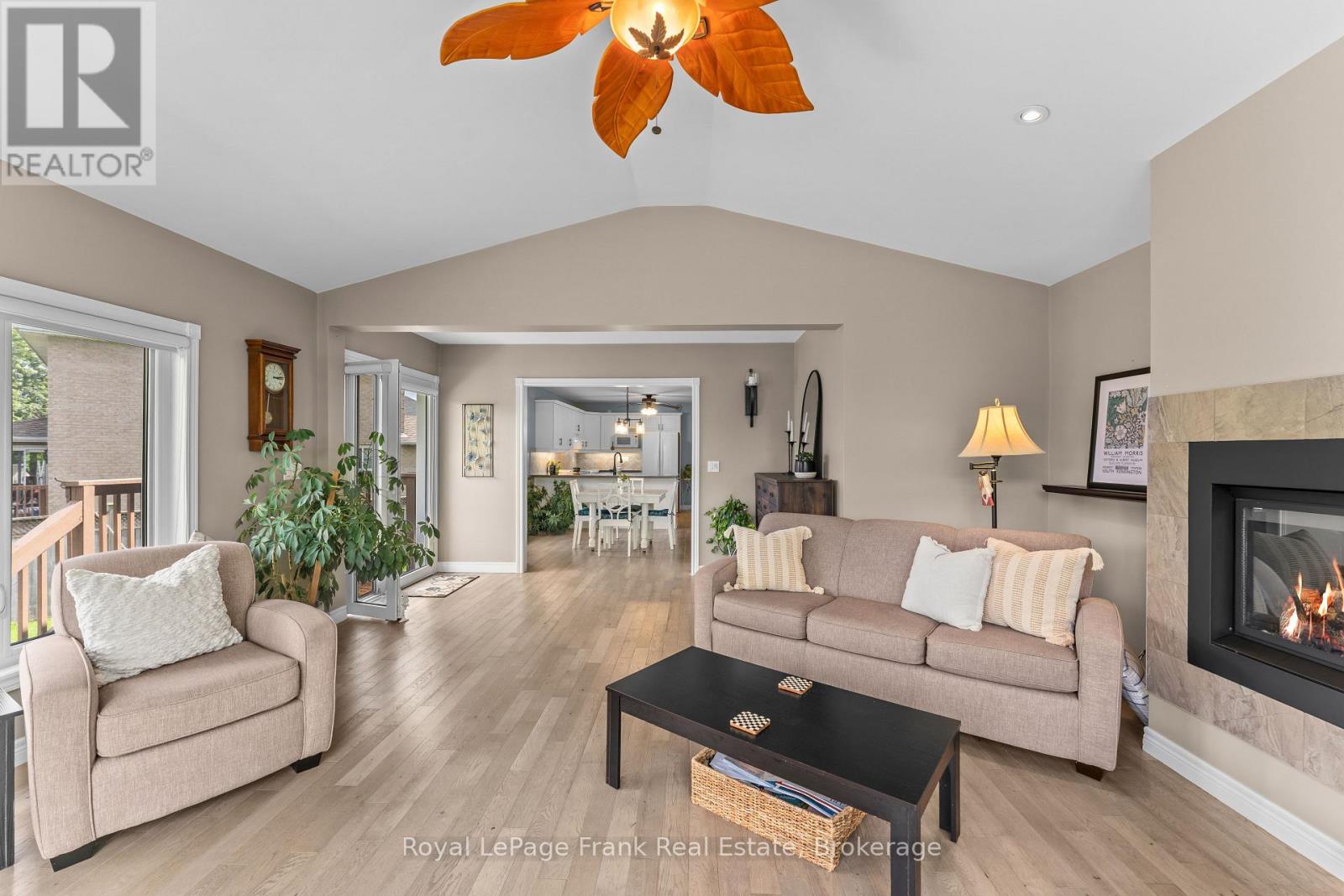 18 Matthews Court, Peterborough (Monaghan Ward 2), Ontario  K9K 2S8 - Photo 19 - X13717782