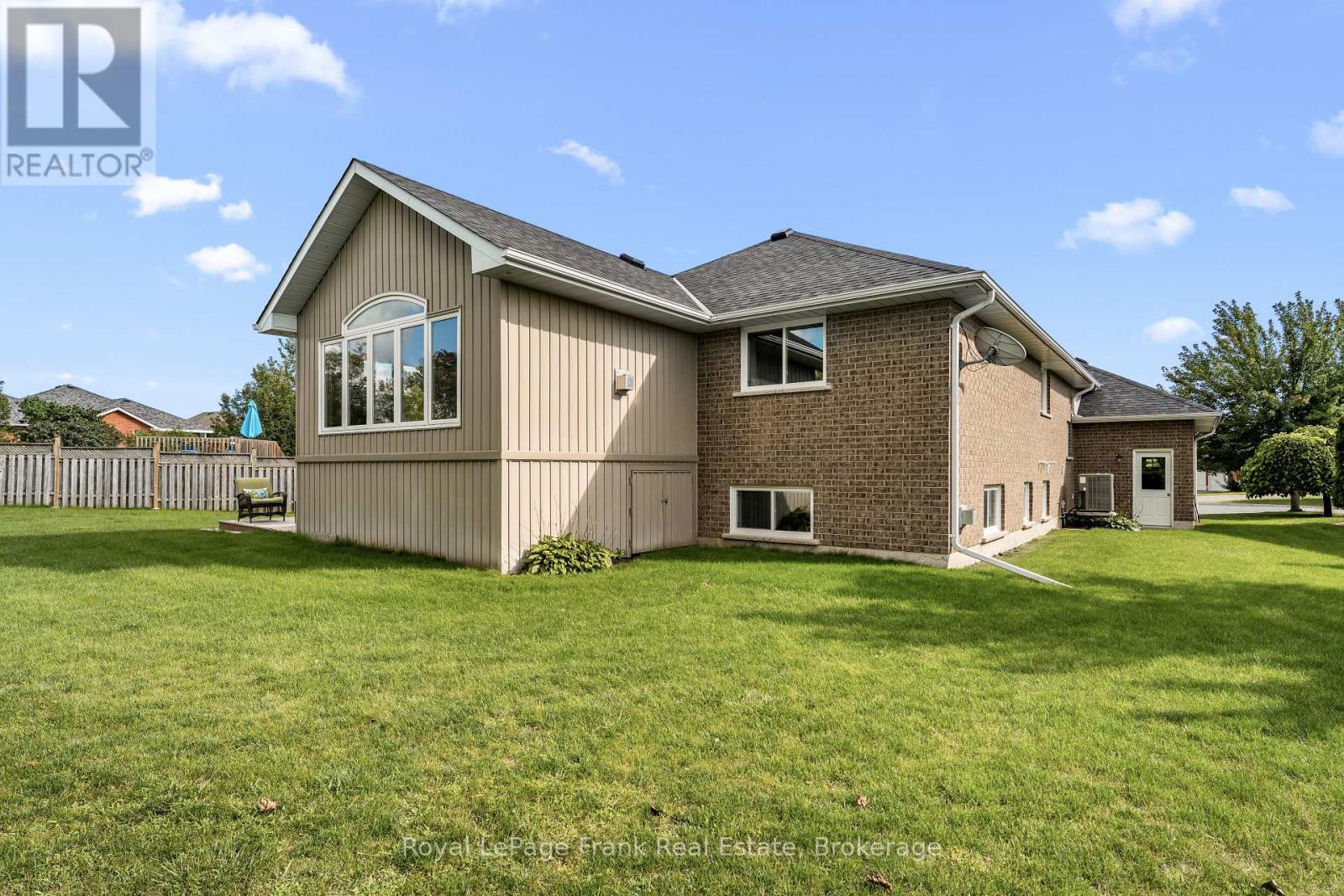 18 Matthews Court, Peterborough (Monaghan Ward 2), Ontario  K9K 2S8 - Photo 42 - X13717782