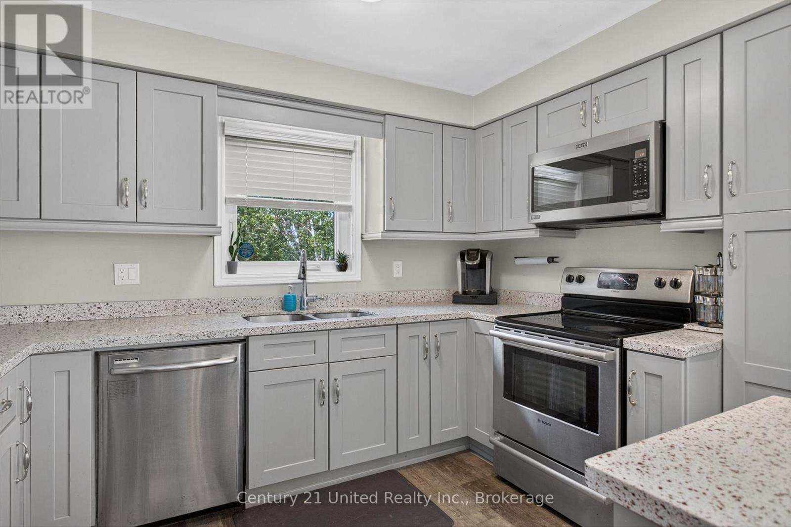 2121 Meadowview Road, Peterborough (Ashburnham Ward 4), Ontario  K9L 1S5 - Photo 15 - X13718204
