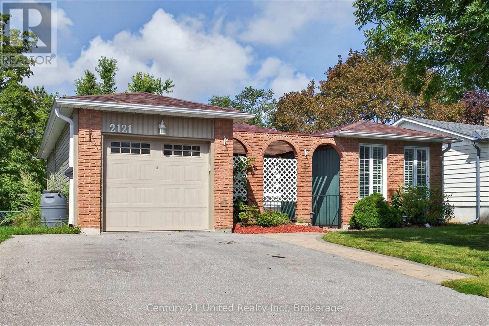 2121 Meadowview Road, Peterborough (Ashburnham Ward 4), Ontario  K9L 1S5 - Photo 3 - X13718204