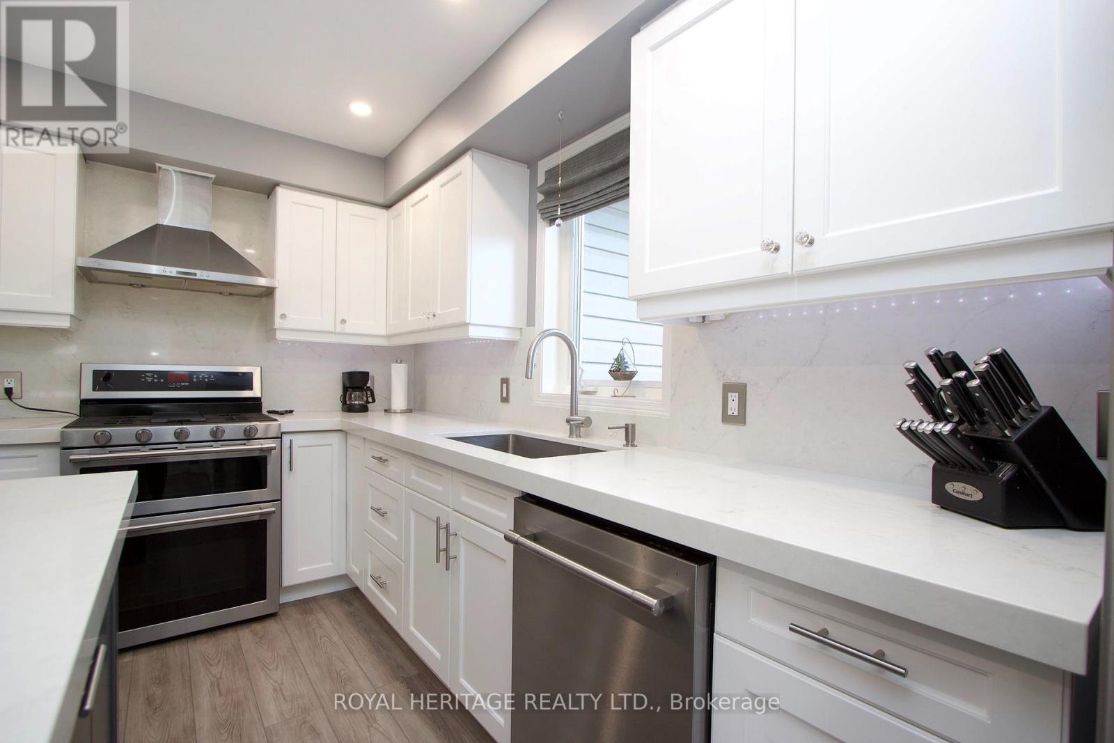 17 Littlebrook Road, Clarington (Newcastle), Ontario  L1B 1A4 - Photo 9 - E13718152