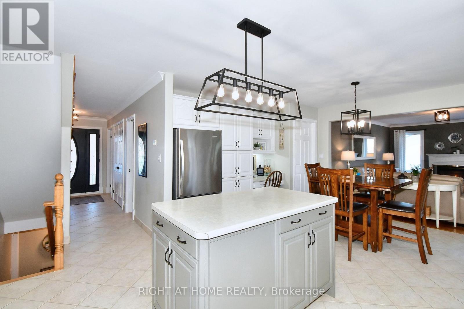 599 Maniece Avenue, Peterborough (Ashburnham Ward 4), Ontario  K9L 0C1 - Photo 14 - X13718342