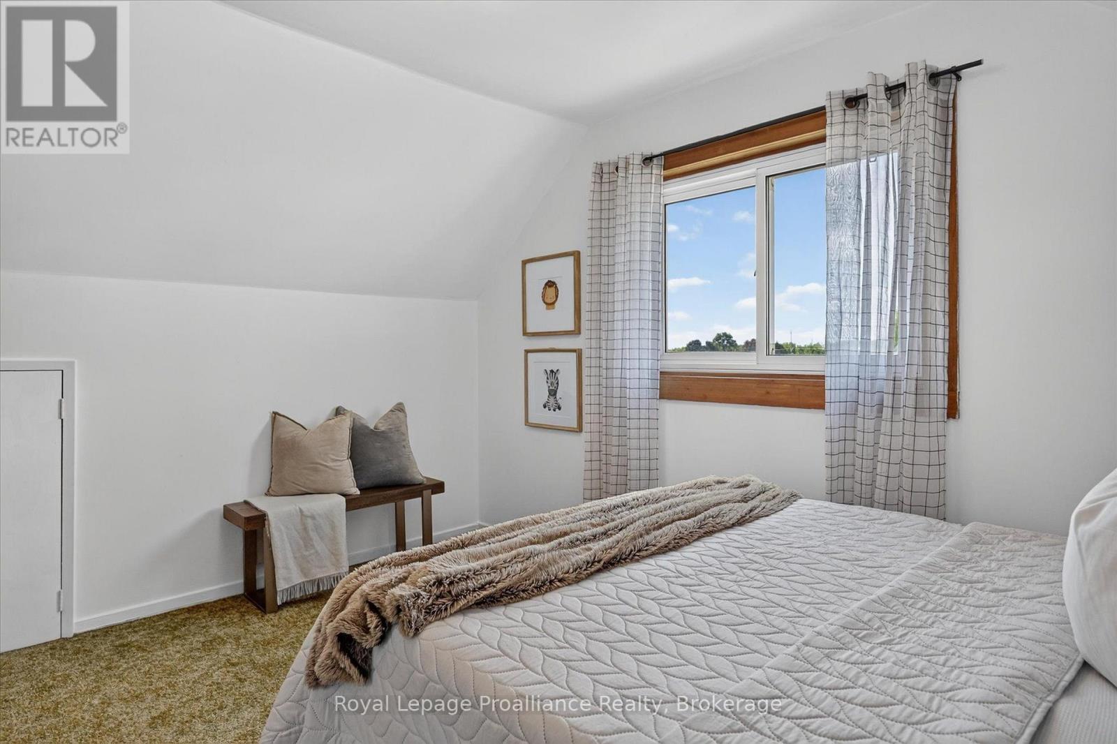 732 Gillespie Avenue, Peterborough (Otonabee Ward 1), Ontario  K9J 4B7 - Photo 24 - X13718608