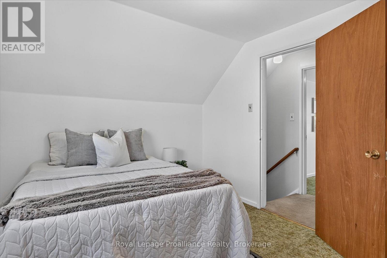 732 Gillespie Avenue, Peterborough (Otonabee Ward 1), Ontario  K9J 4B7 - Photo 25 - X13718608