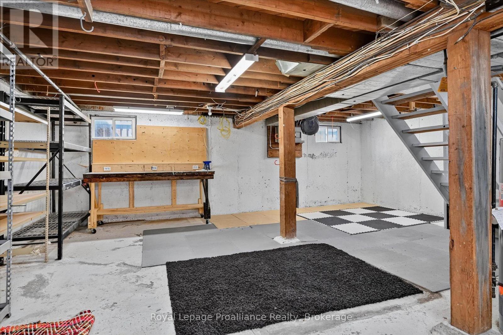 732 Gillespie Avenue, Peterborough (Otonabee Ward 1), Ontario  K9J 4B7 - Photo 29 - X13718608