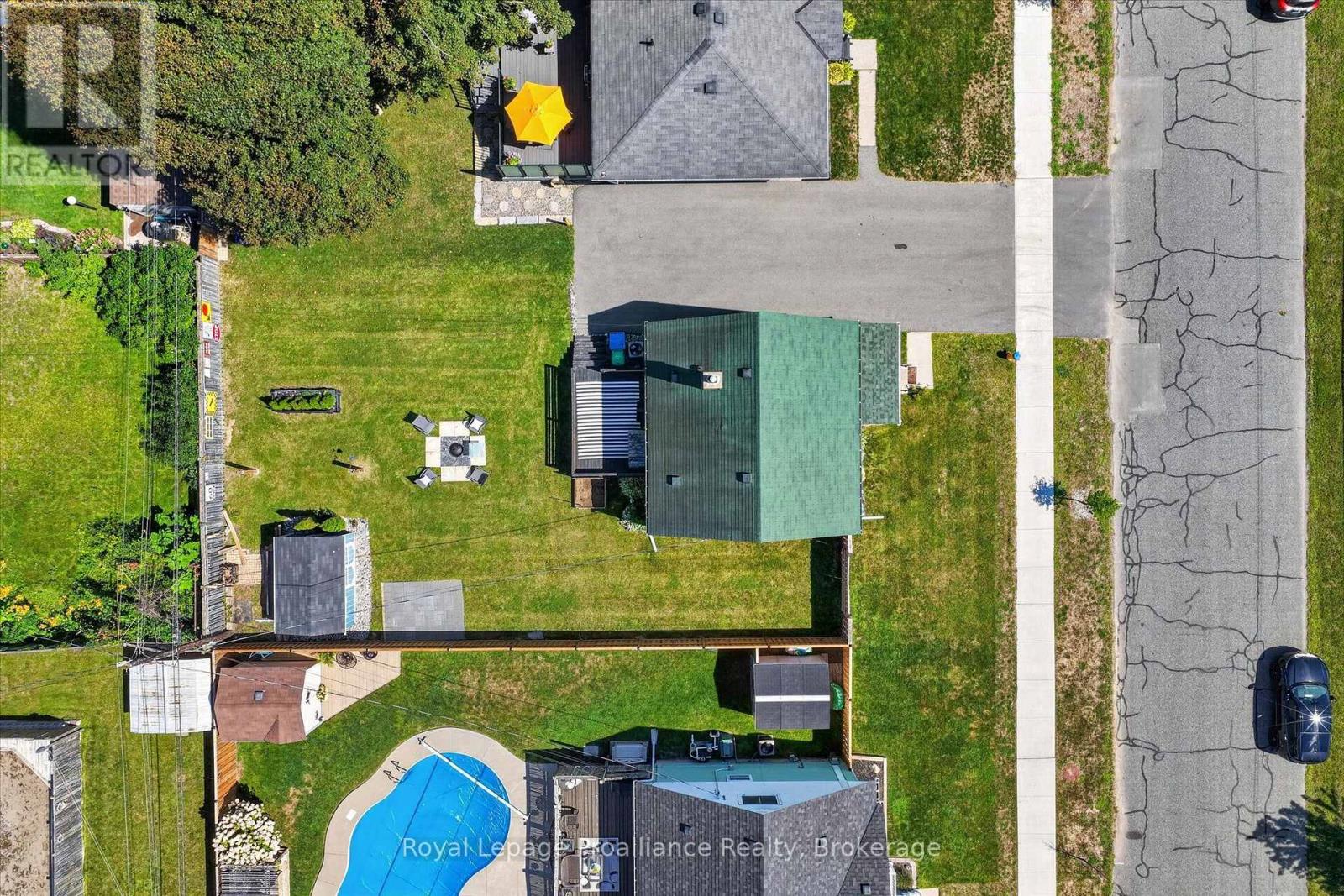 732 Gillespie Avenue, Peterborough (Otonabee Ward 1), Ontario  K9J 4B7 - Photo 43 - X13718608