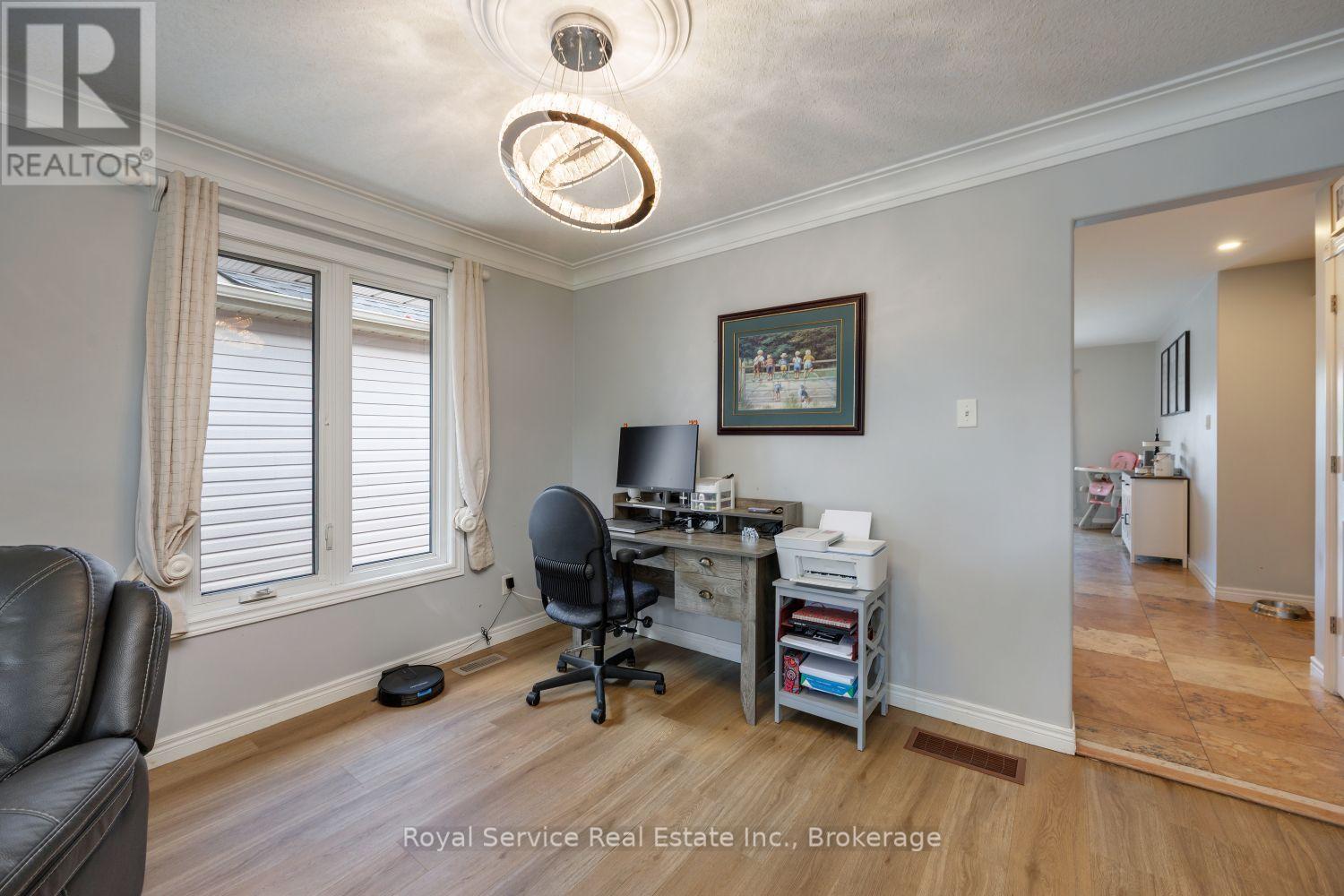 2690 Foxmeadow Road, Peterborough (Ashburnham Ward 4), Ontario  K9L 0A8 - Photo 6 - X13719676