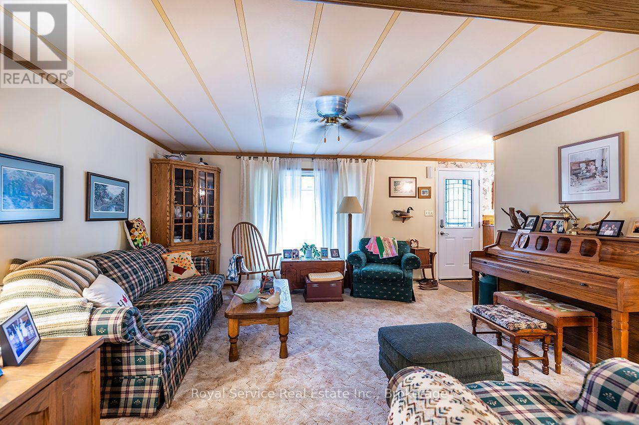16 Vista Drive, Kawartha Lakes (Lindsay), Ontario  K9V 0H7 - Photo 6 - X13719818