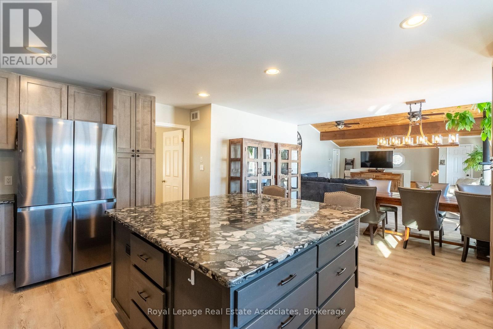 196 Circle Road, Hastings Highlands (Mcclure Ward), Ontario  K0L 2K0 - Photo 6 - X13720232