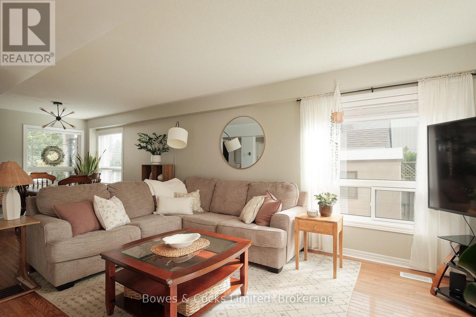 407 Spillsbury Drive, Peterborough (Monaghan Ward 2), Ontario  K9K 2N6 - Photo 12 - X13721202