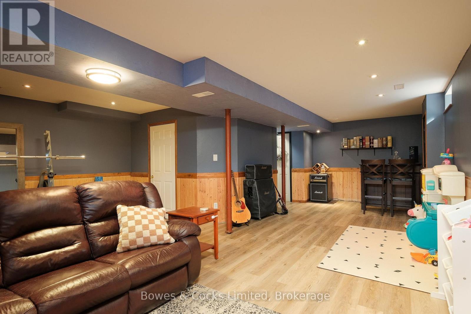 407 Spillsbury Drive, Peterborough (Monaghan Ward 2), Ontario  K9K 2N6 - Photo 25 - X13721202