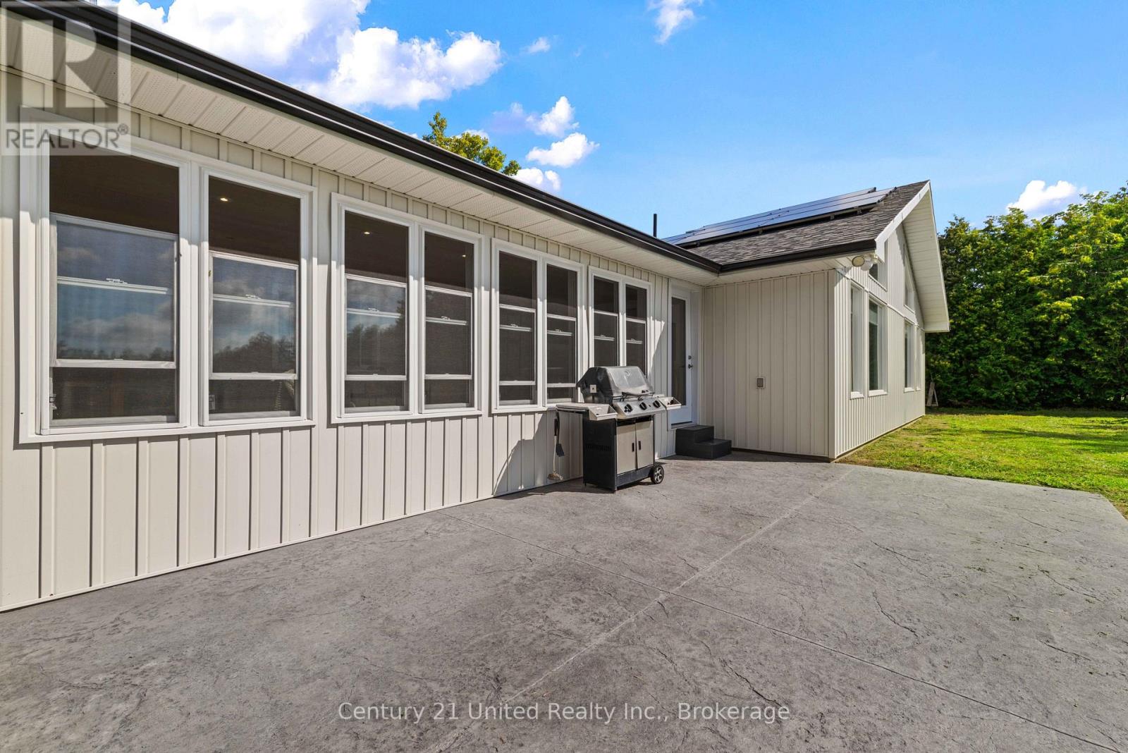 1067 Stewart Line, Cavan Monaghan (Cavan-Monaghan), Ontario  L0A 1C0 - Photo 5 - X13721236