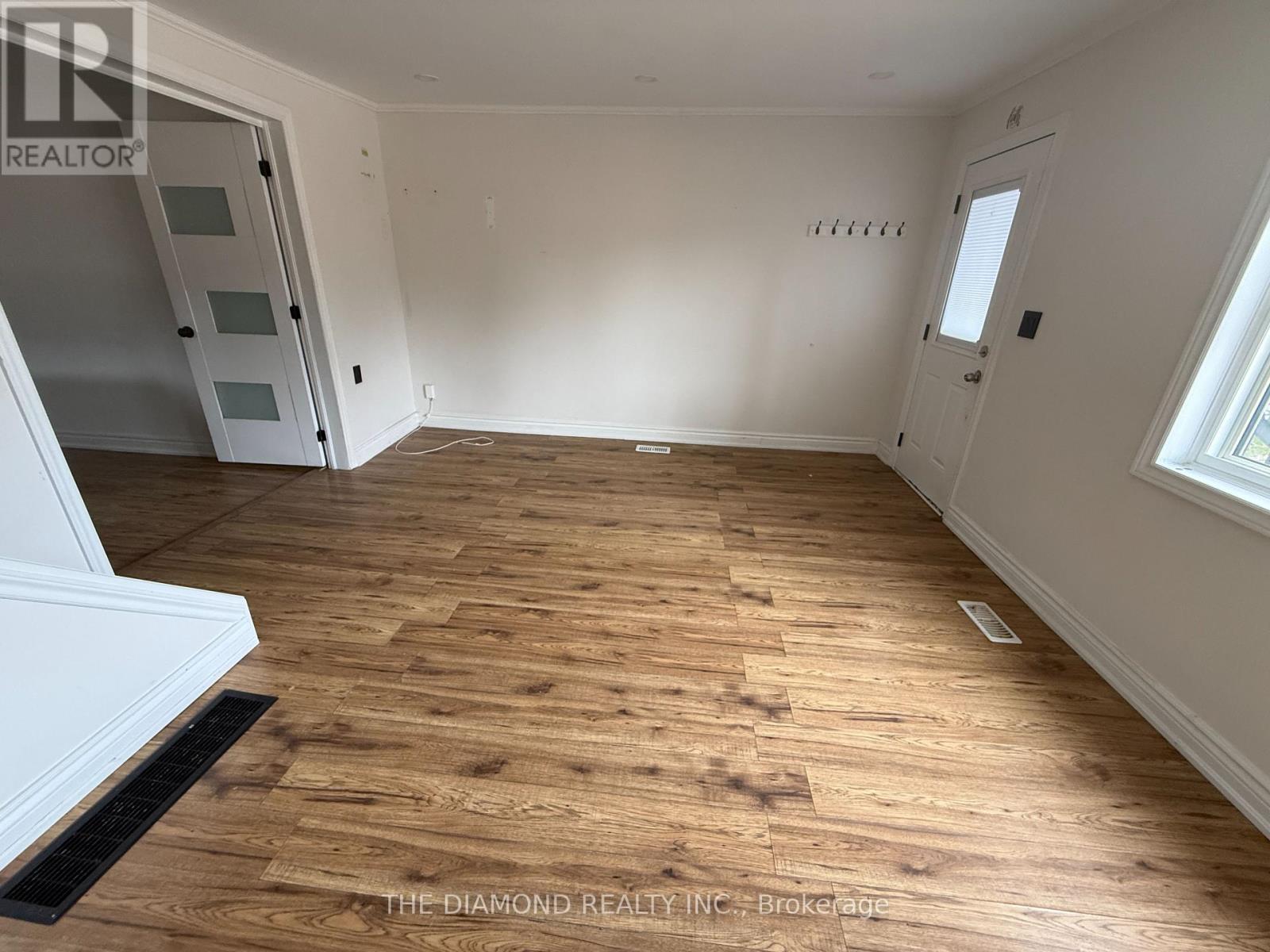 40 St Patrick Street, Kawartha Lakes (Lindsay), Ontario  K9V 1R2 - Photo 8 - X13722660